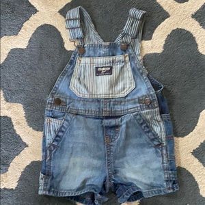 Oshkosh B’gosh 9mo overalls